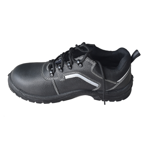 Low Cut Black Embossed Cow Leather Safety Shoe